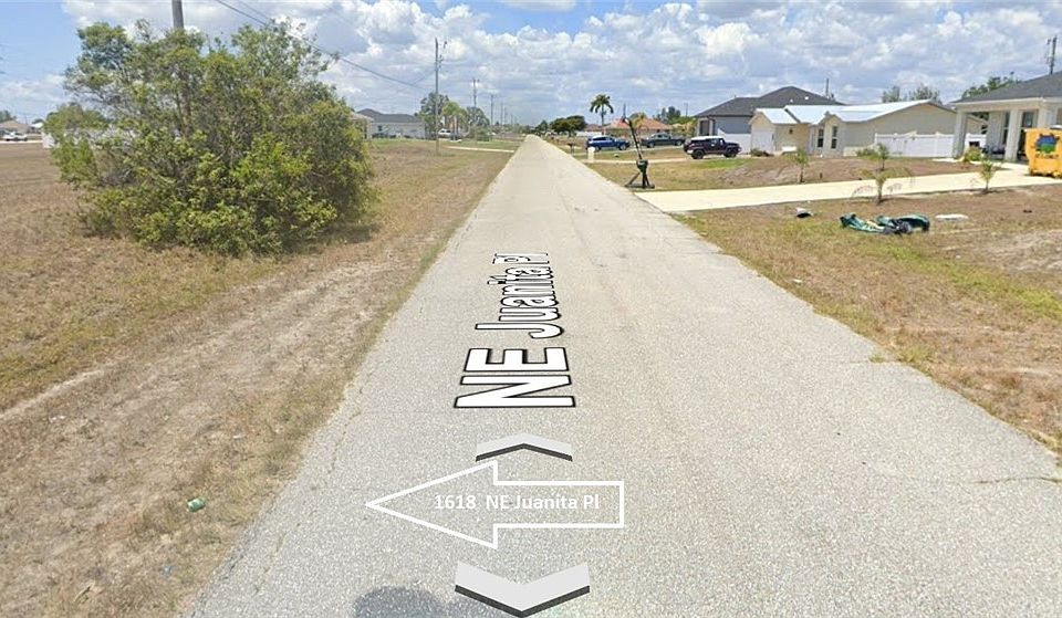 2nd image of 1618 NE Juanita Pl