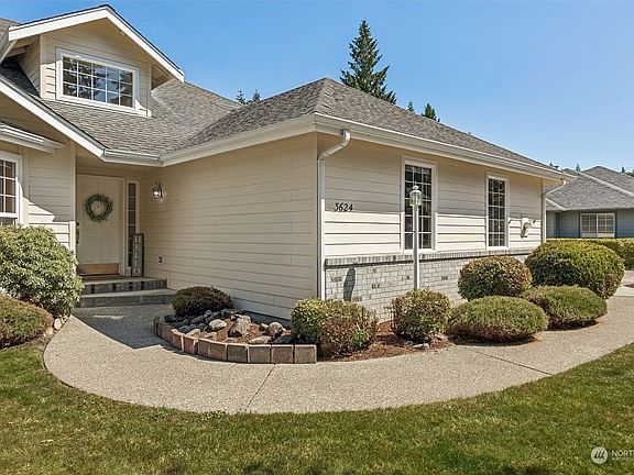3rd image of 3624 Montrose Court SE