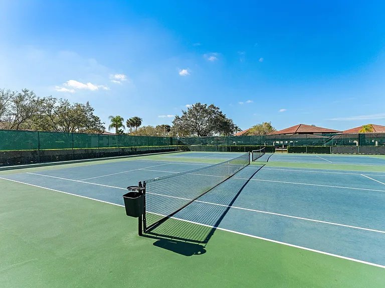 671 SW South River Dr #105 — Photo 48