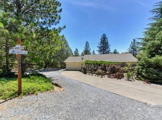 17080 Mountain View Dr, Applegate, CA 95703