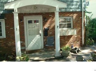 401 Warwick Ave, Mount Vernon, NY 10553