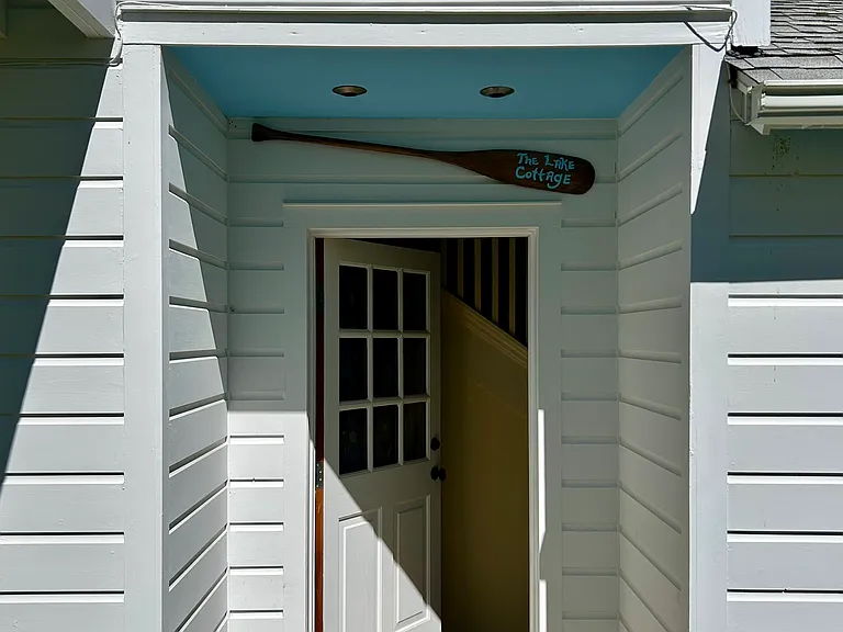 58 Shore Dr #B — Photo 2