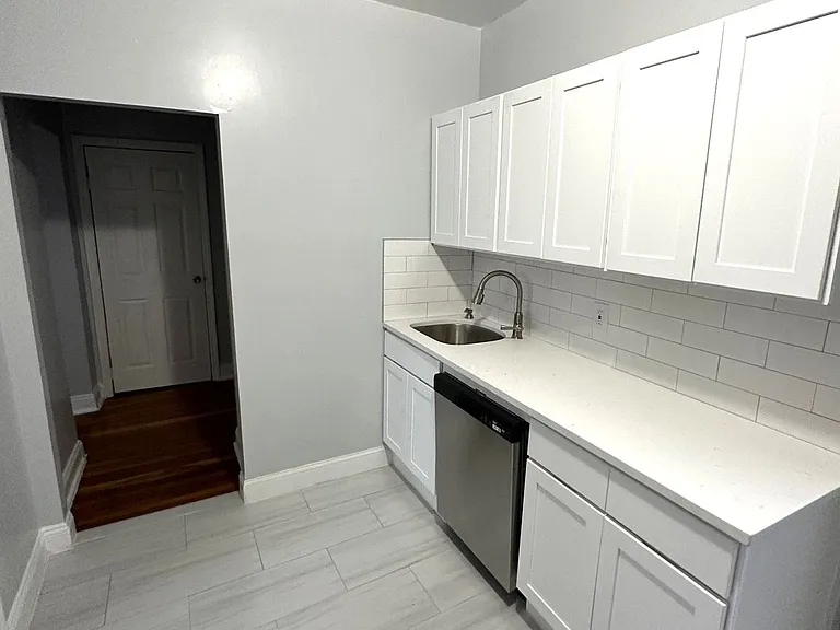 6412 - Golden Crest 6412 Park Avenue, LLC — Photo 2