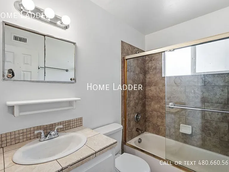 6747 N 26th Ave #3 — Photo 18