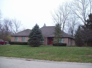 6550 Canterbury Dr, Franklin, OH 45005