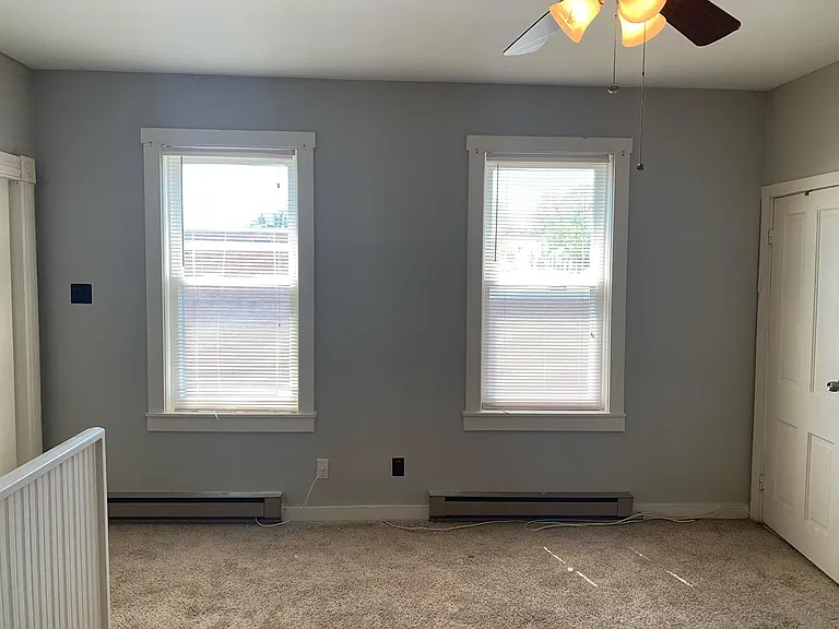 418 Font Hill Ave #B — Photo 10