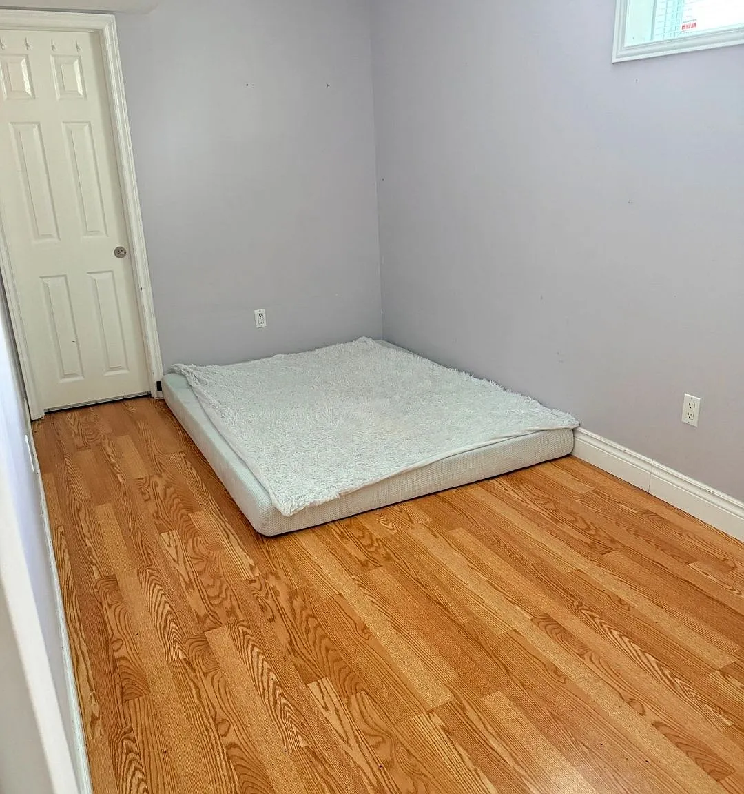 4 bed, $2,100 — Photo 2