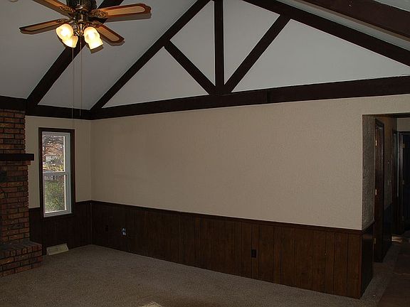 4th image of 208 SE Princeton Pl