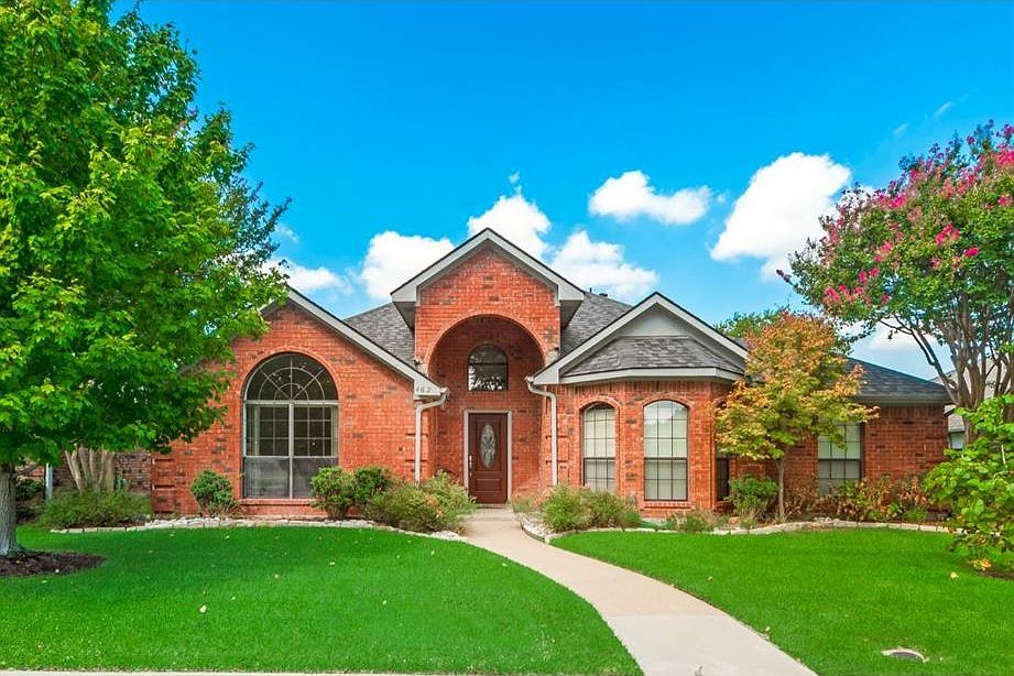 1st image of 462 Sandy Knoll Dr