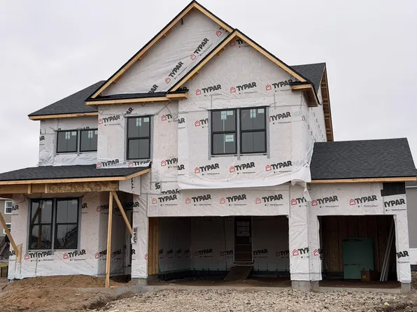 16450 Comstock Ln N, Osseo, MN 55369