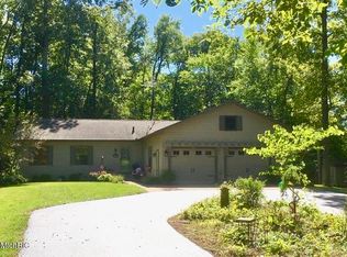 3521 State Rd, Hillsdale, MI 49242