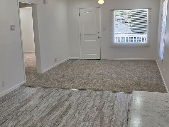 5th image of 2854 Murphy St
