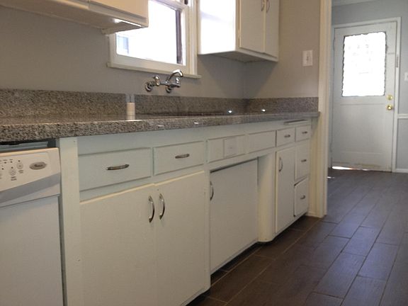 3rd image of 12308 Magnolia Blvd #12308.5
