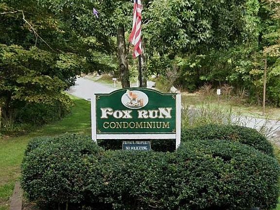 2nd image of 525 Fox Run Lane