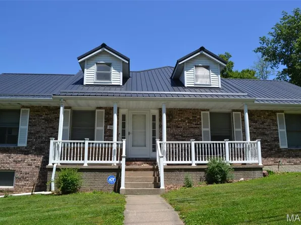 2610 Marsh Ave, Hannibal, MO 63401