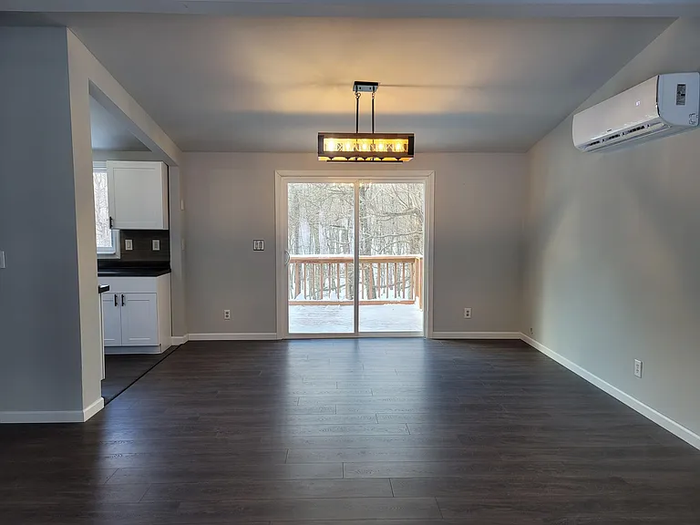147 Winding Way — Photo 10