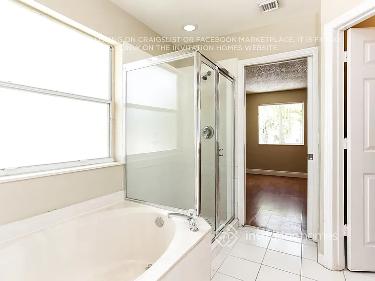 13440 SW 24th St — Photo 12
