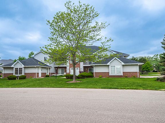 2nd image of 1260 Village Centre Dr