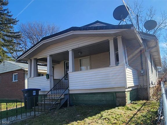 2nd image of 750 Baird St