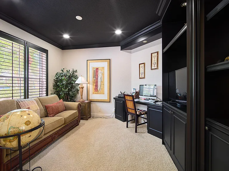 8282 Spyglass Dr — Photo 15