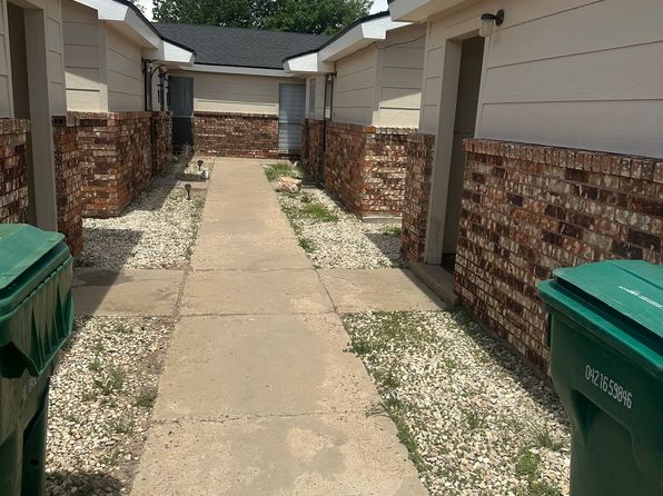 1606 W Calle Sur St APT A