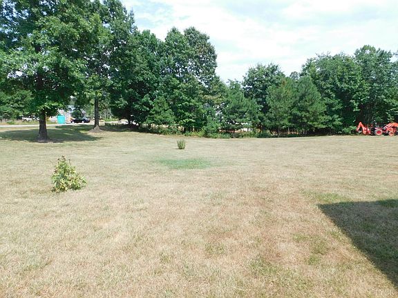 4th image of 128 Mansfield Dr