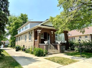 4136 Sunnyside Ave, Brookfield, IL 60513