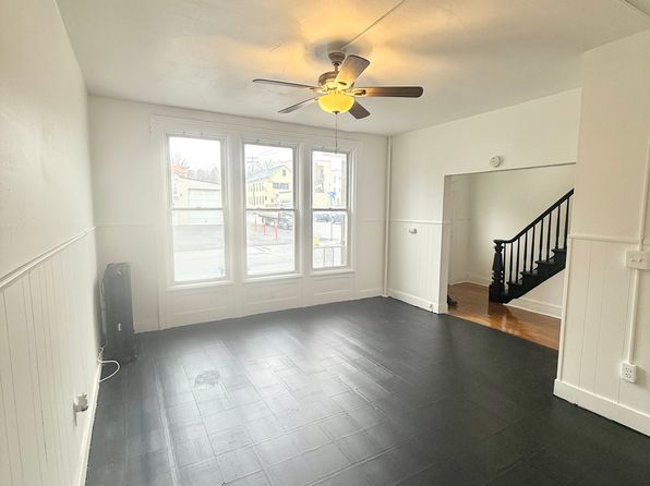 194 Main St APT 1