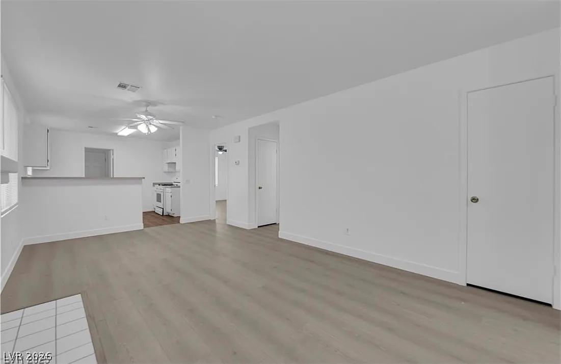 2 bed, 2.0 bath, 894 sqft, $1,175 — Photo 4