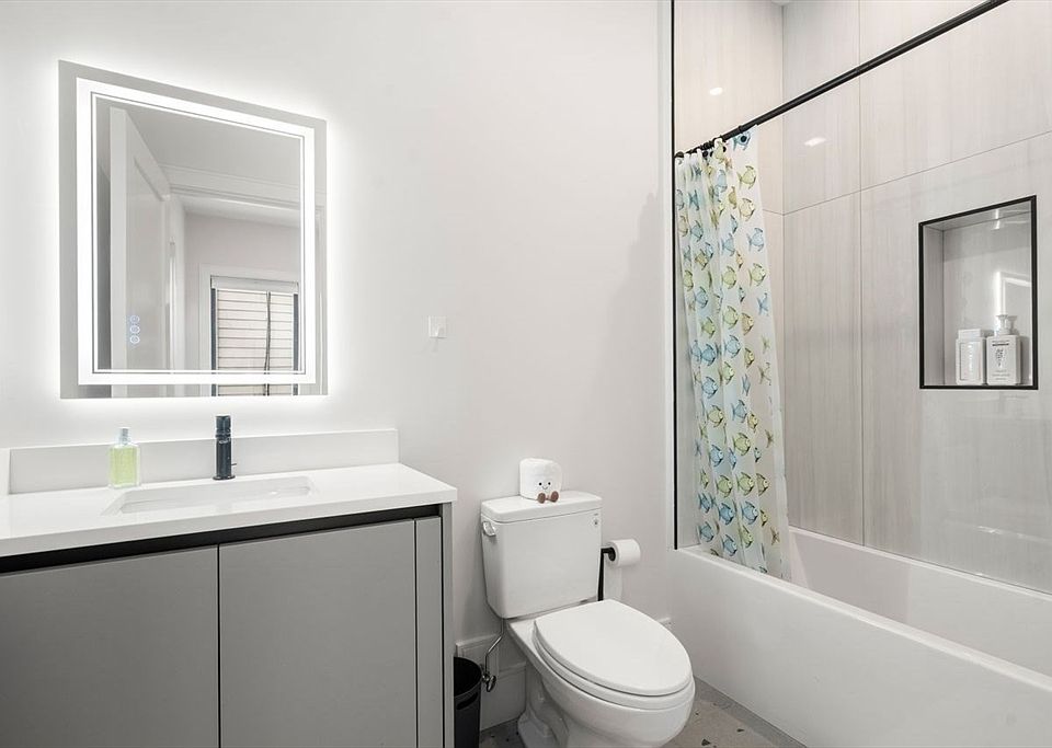 1st image of 116 Thorndike St #1A