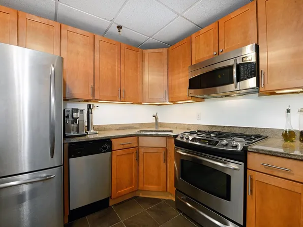 158 Wayne Street 324A image 2 of 21