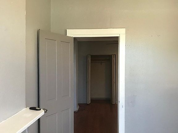 5th image of 3514 Lasalle St #0