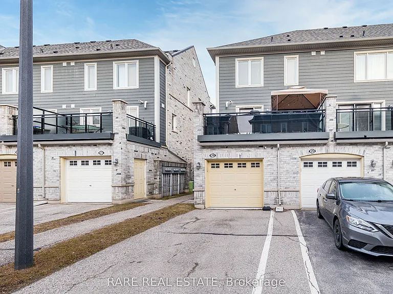 60 Fairwood Cir #28 — Photo 41