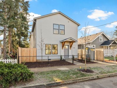 5712 SE Ramona St UNIT A, Portland, OR, 97206