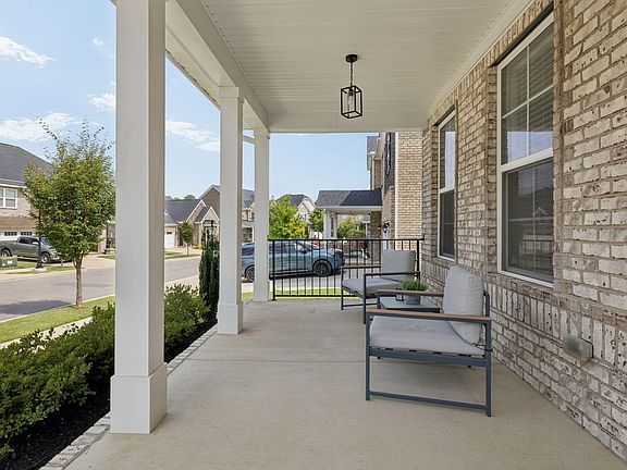 3rd image of 4237 Magnolia Farms Dr