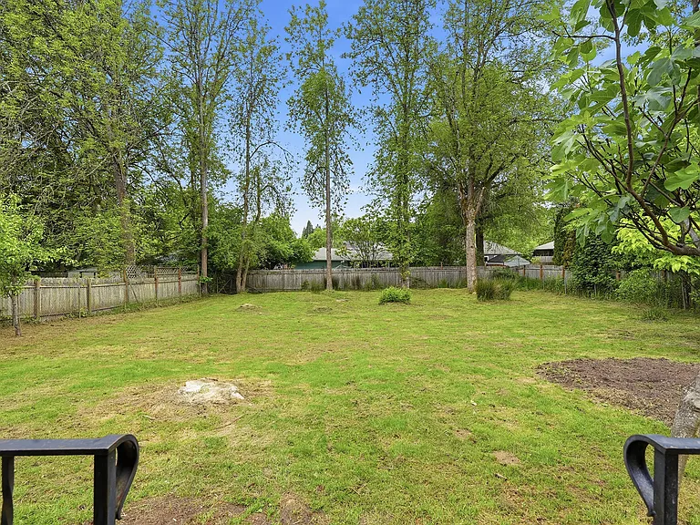 5735 SW 53rd Ave — Photo 14