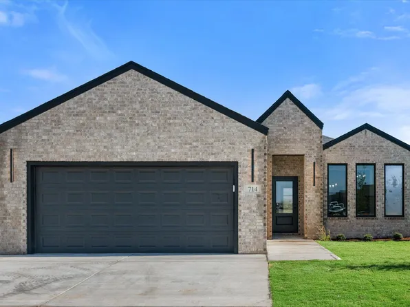 714 E 13th St, Wolfforth, TX 79382