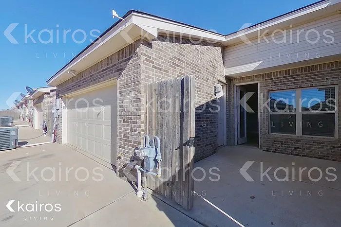 7308 Mosley St — Photo 27