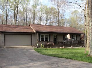 1936 S Orman Ln, Bloomfield, IN 47424