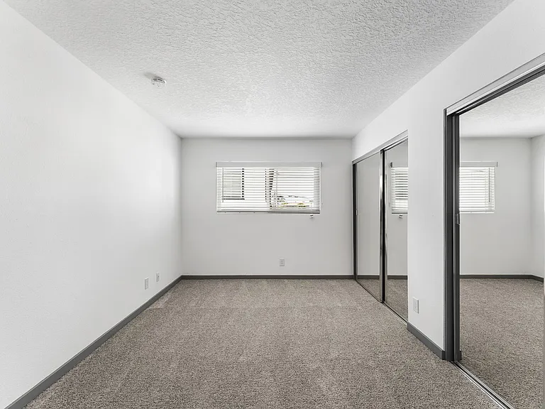 Eastside Apartments — Photo 7