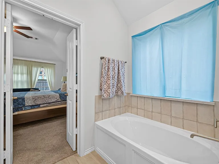 1330 Vinter Meadows Ln — Photo 43