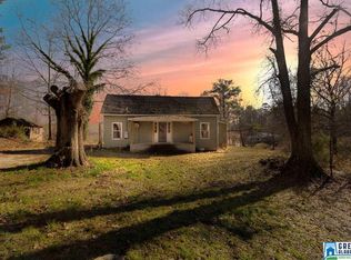 264 County Road 267, Muscadine, AL 36269