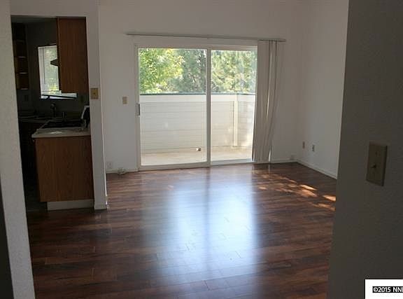 3rd image of 2673 Sycamore Glen Dr