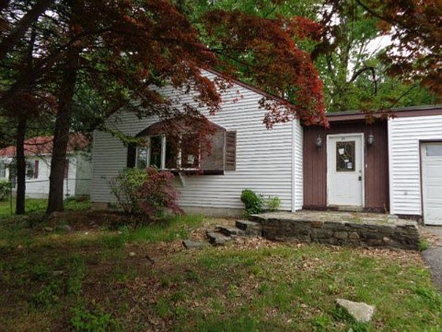 1st image of 24 Leather Stocking Ln