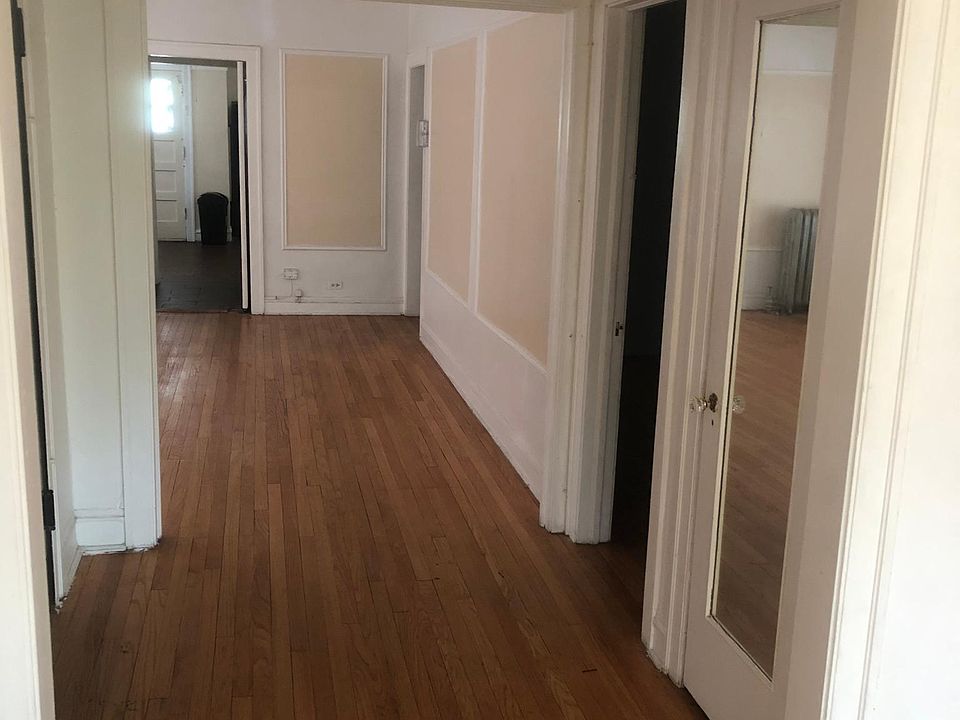 2nd image of 8246 S Langley Ave #3
