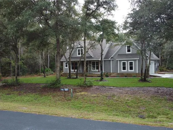 1231 Village Grn NE, Townsend, GA 31331