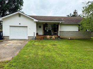 753 S Hickory Street, Buffalo, MO 65622