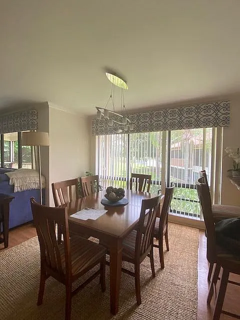 2 bed, 2.0 bath, 1366 sqft, $6,500 — Photo 4