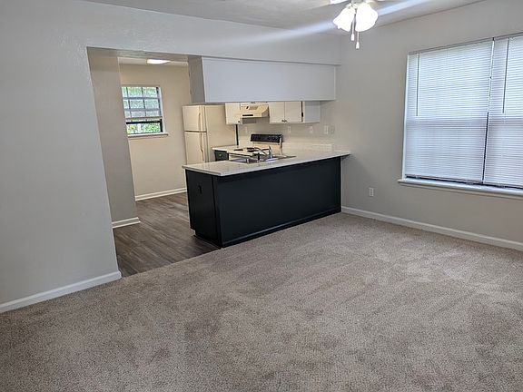 3rd image of 2350 Horne Ave APT 6