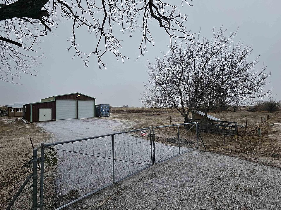 2nd image of 50 S Eagle Rd